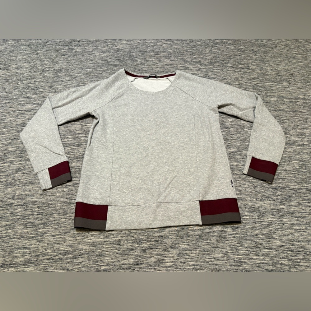 The North Face Ladies Crewneck Sweater Small